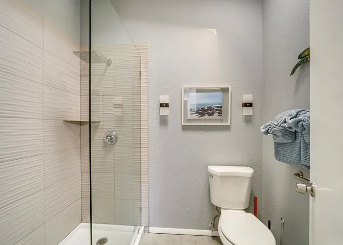 Hot Tub & Game Room: Scenic Home! Sedona